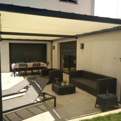 Pergola avec toile
